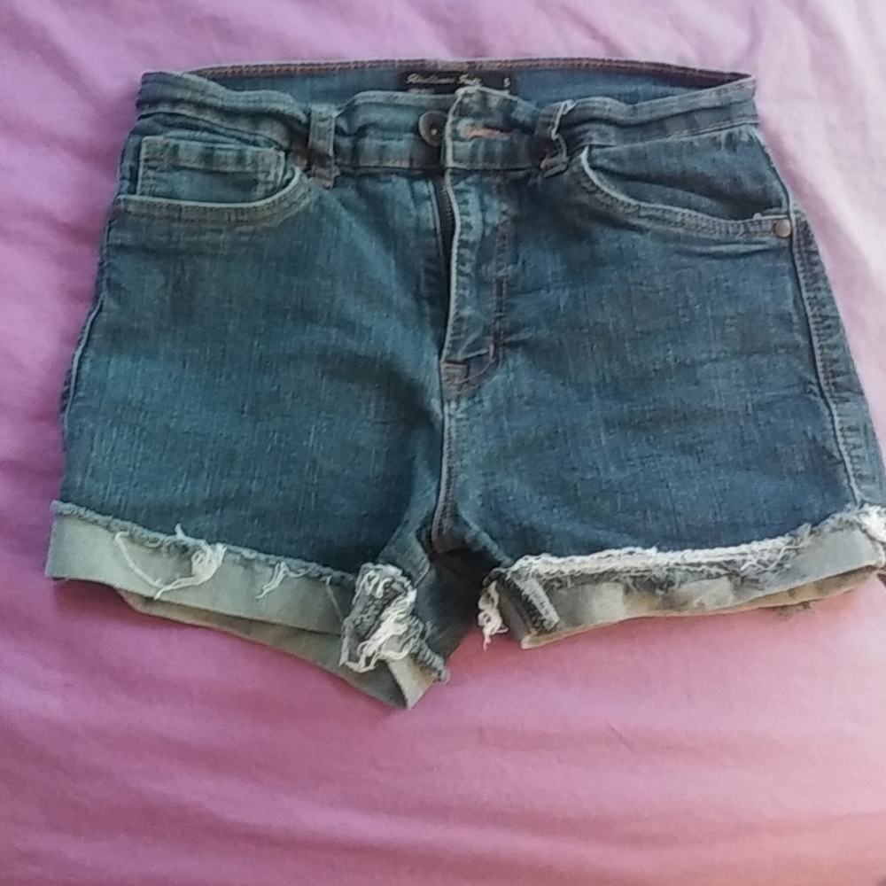 High waisted jean shorts.